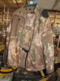 Hunting clothing