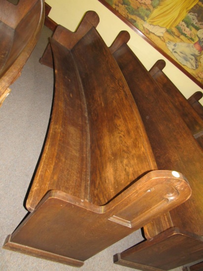 Curved church pew