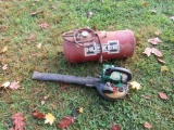Leaf blower and air tank
