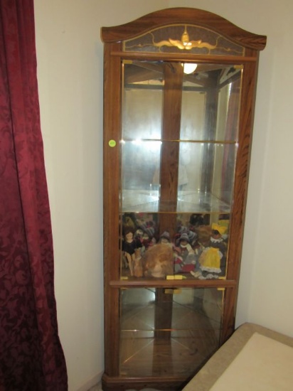 Corner display case