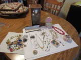 Jewelry/ jewelry box