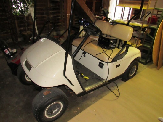 Golf cart