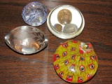 4 paper weights