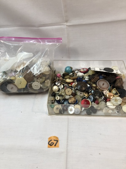 2 packages of buttons