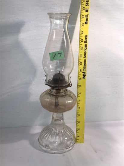 Vtg Eagle Oil lamp no chips