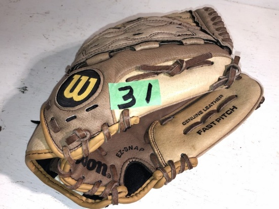 Wilson baseball glove with Ball