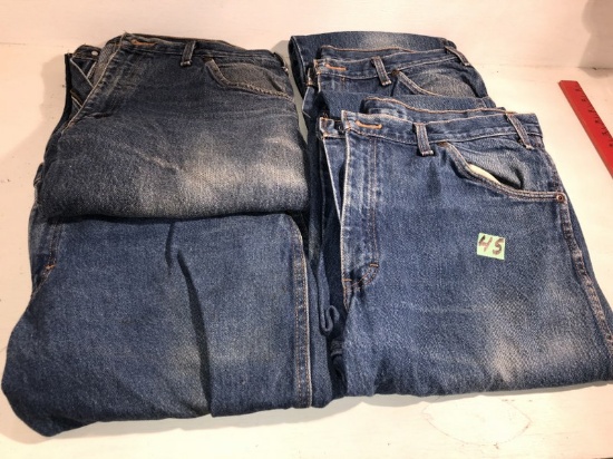 4 pair of used work jeans