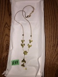 Necklace with flower shaped stones