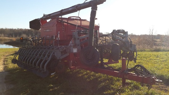 2005 HINNIKER 4836 40ft. AIR SEEDERDRILL