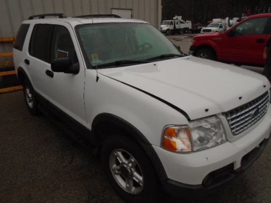 UNIT C056 2003 FORD EXPLORER XLT PKG. 4X4