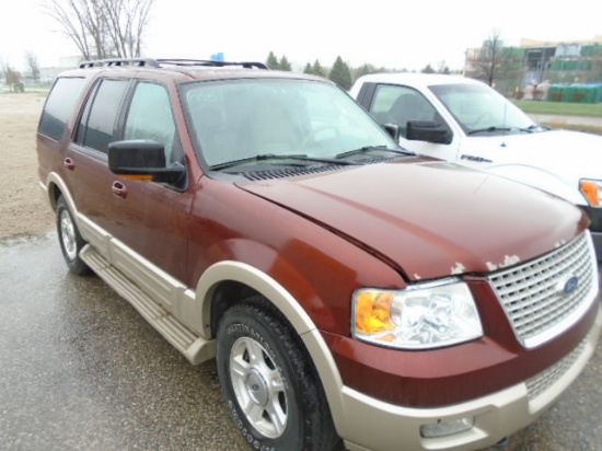 UNIT C051 2006 FORD EXPEDITION 4X4 4 DOOR