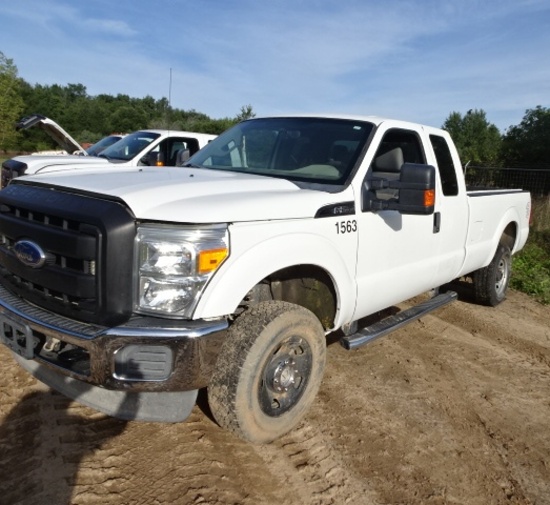 UNIT 1563 2011 FORD F250 SD 4X4