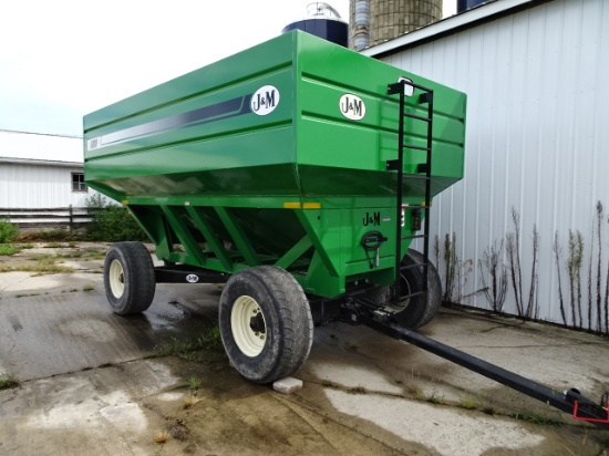 J&M 680 GRAIN WAGON