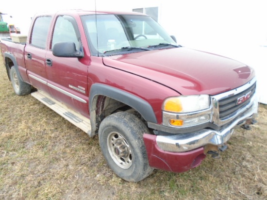 *2004 CHEVY 2500 HD 4X4 PICKUP