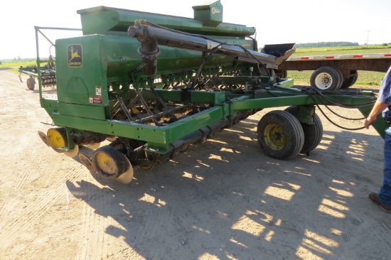 JD 750 15’ NO-TILL GRAIN DRILL  DOLLY WHEE