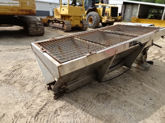 AIR-FLO STAINLESS STEEL SLIDE IN BED SALT SPREADER BOX