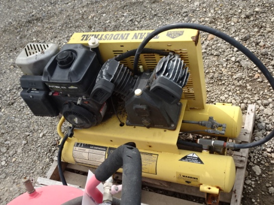 TITAN IND. 5.5HP AIR COMPRESSOR