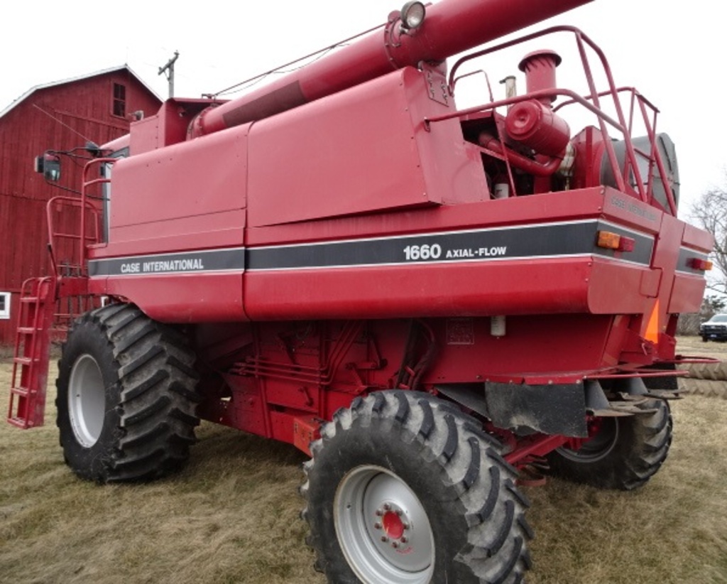 1992 CASE/IH 1660 RWA DSL. AXIAL FLOW COMBINE | Farm Equipment & Machinery  Harvest Equipment Combines & Harvesters | Online Auctions | Proxibid