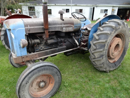 FORDSON MAJOR TRACTOR