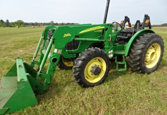 2006 JD 5425 MFWD DSL. LOADER TRACTOR