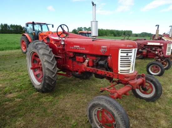 1957 FARMALL 350 DSL. TRACTOR