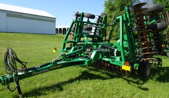 GREAT PLAINS 24’ TURBO-MAX TILLAGE TOOL  LOW ACRES USE!