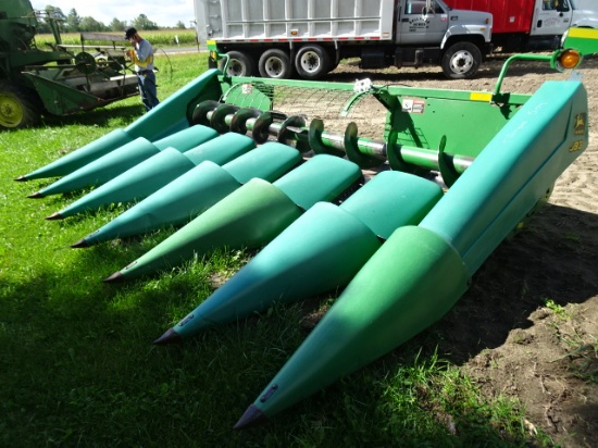 JD 693 6 ROW CORN HEAD  30”  POLY  2 PT.  W/ STALK STOMPERS