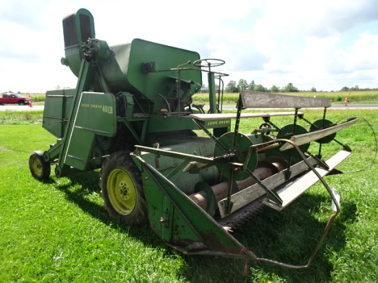 JD 40 EB COMBINE  OPEN STATION  RAN WHEN STORED INSIDE  10’ GRAIN PLATFORM