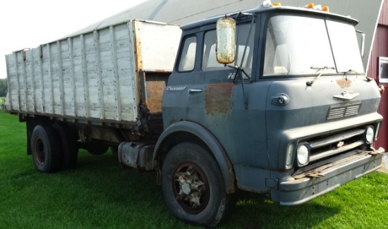 1967 CHEVY C-70 SPARTAN S/A CABOVER GRAIN TRUCK, V-6 GAS ENGINE, 5X2 TRANS.