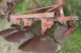 MF 82 3X16” 3 PT. PLOW  COULTERS