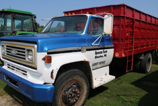 1974 CHEVY C-60 S/A GRAIN TRUCK