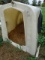 6’ POLY EZ-HUTCH CALVE HUTCH W/ BOTTLE & BUCKET HOLDER, CHAIN & COLLAR