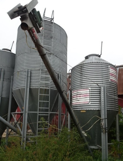 FARMER BOY AG SYSTEM 3 TON GALV. FREESTANDING BIN W/ 115V. UNLOAD AUGER