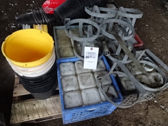 CALF BOTTLES, HOLDERS & BUCKETS