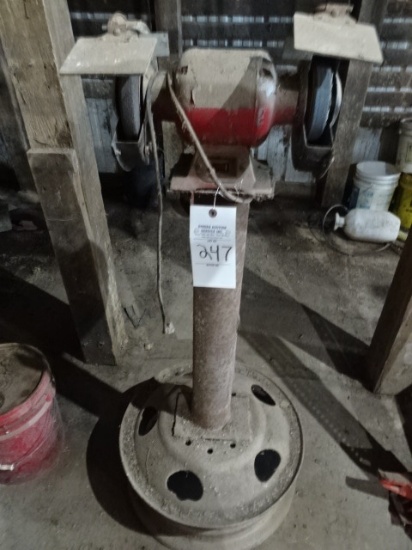6" BENCH GRINDER ON STAND