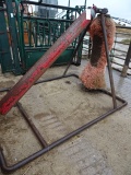 FREESTANDING CATTLE OILER