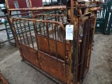 FOREMOST SELF CATCH LIVESTOCK CHUTE