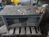 METAL SHOP TABLE W/ VISE