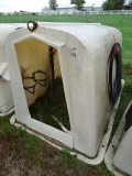 6’ POLY EZ-HUTCH CALVE HUTCH W/ BOTTLE & BUCKET HOLDER, CHAIN & COLLAR