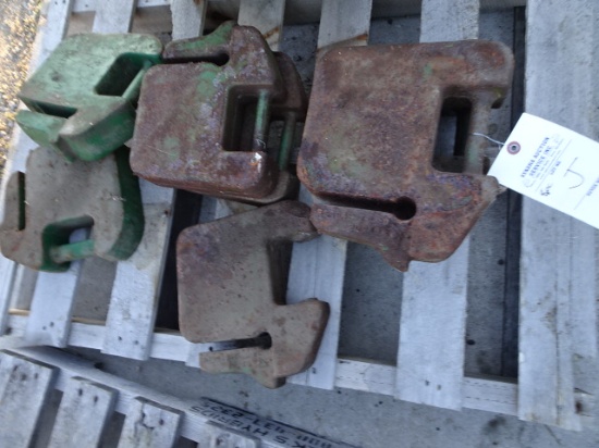 8 JD LAWN TRACTOR WEIGHTS ALL ON