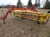 NEW HOLLAND 258 SIDE DELIVERY HAY RAKE