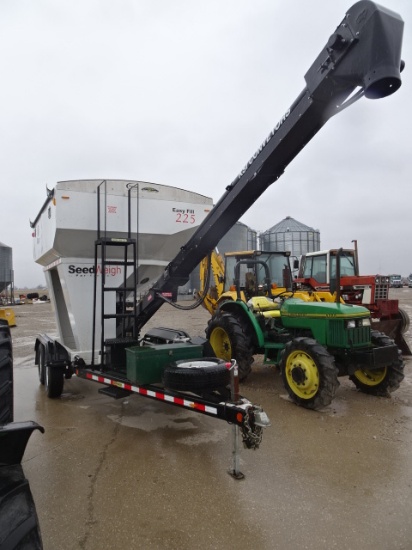 PARKAN 225 SEED TENDER W/ HYD. DRIVE, LH SWING BELTVEYOR,