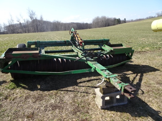 BRILLION CULTIPACKER, 9’, W/HYD. TRANSPORT CARRIER,