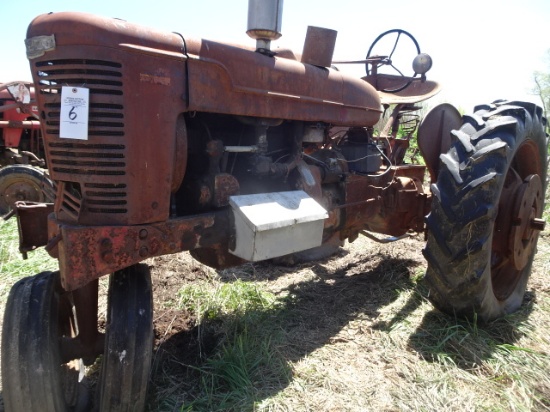 1945 IHC FARMALL M TRACTOR
