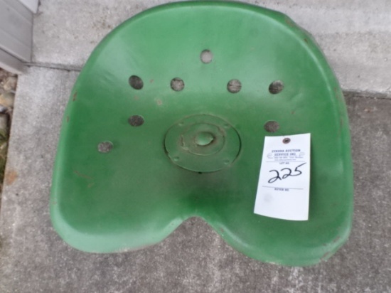 JD 9 HOLE PAN SEAT