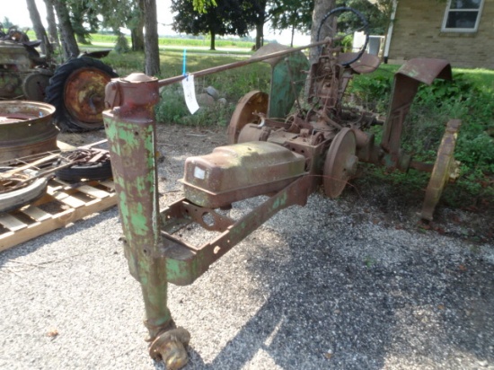 JD A Tractor