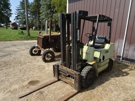 Clark LP Gas Forklift, Model GPS 25