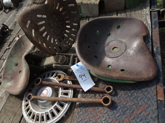 4 Tractor Seats + Wrenches