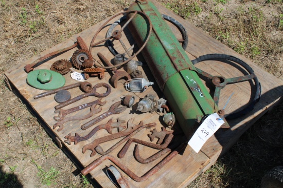 Wrenches, Cranks & Misc. Parts