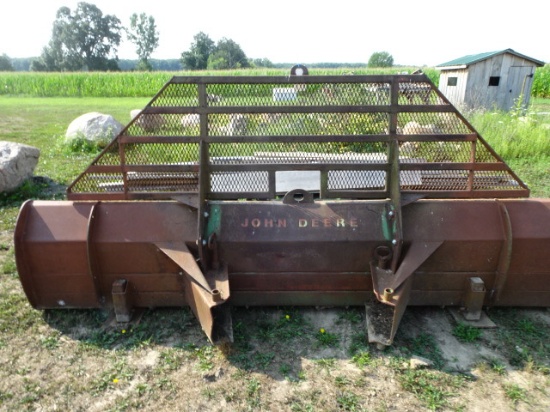 JD 12’ UNDERSLUNG PUSH BLADE,